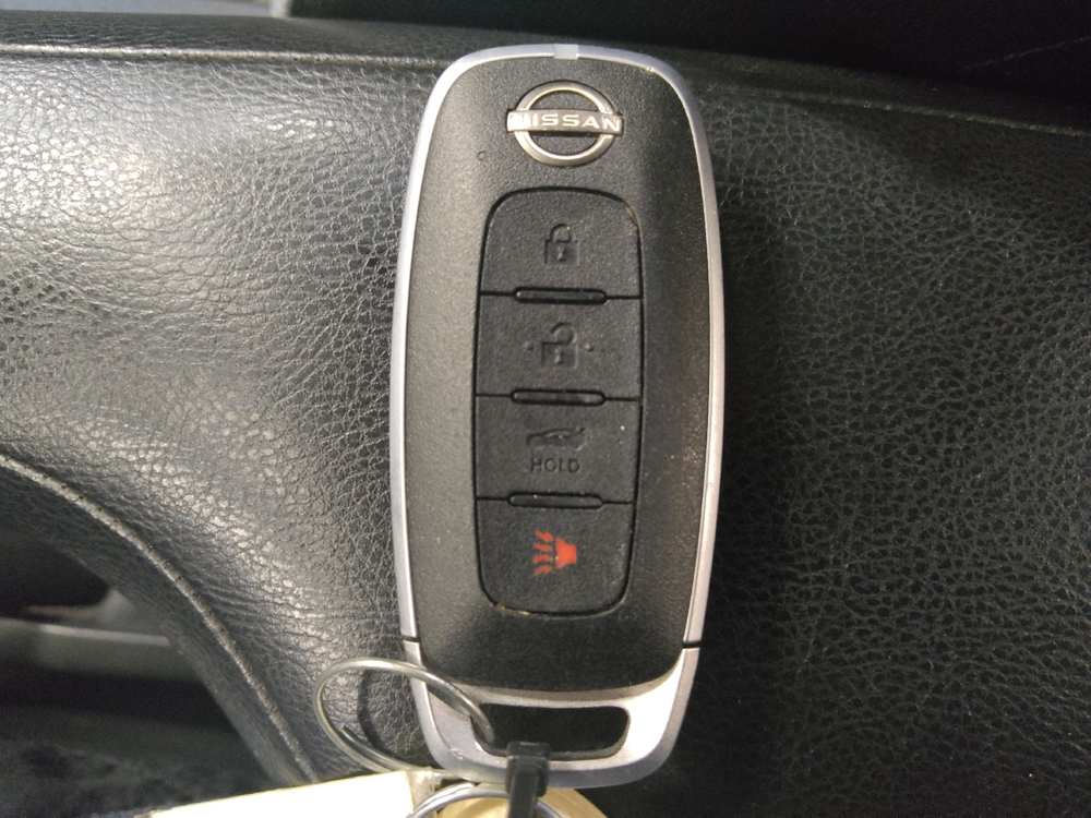 2023 Nissan Versa Sedan SV - Photo 25