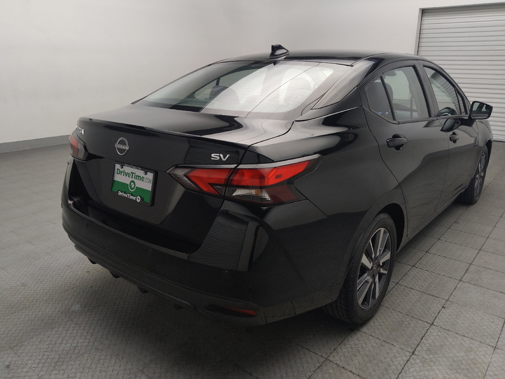 2023 Nissan Versa Sedan SV - Photo 7