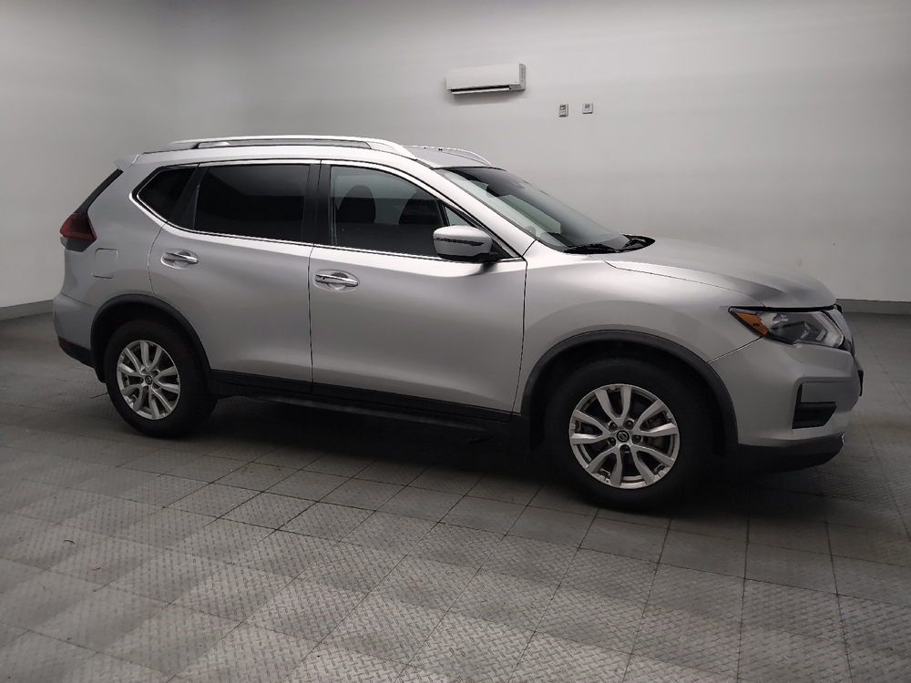 2019 Nissan Rogue SV - Photo 9
