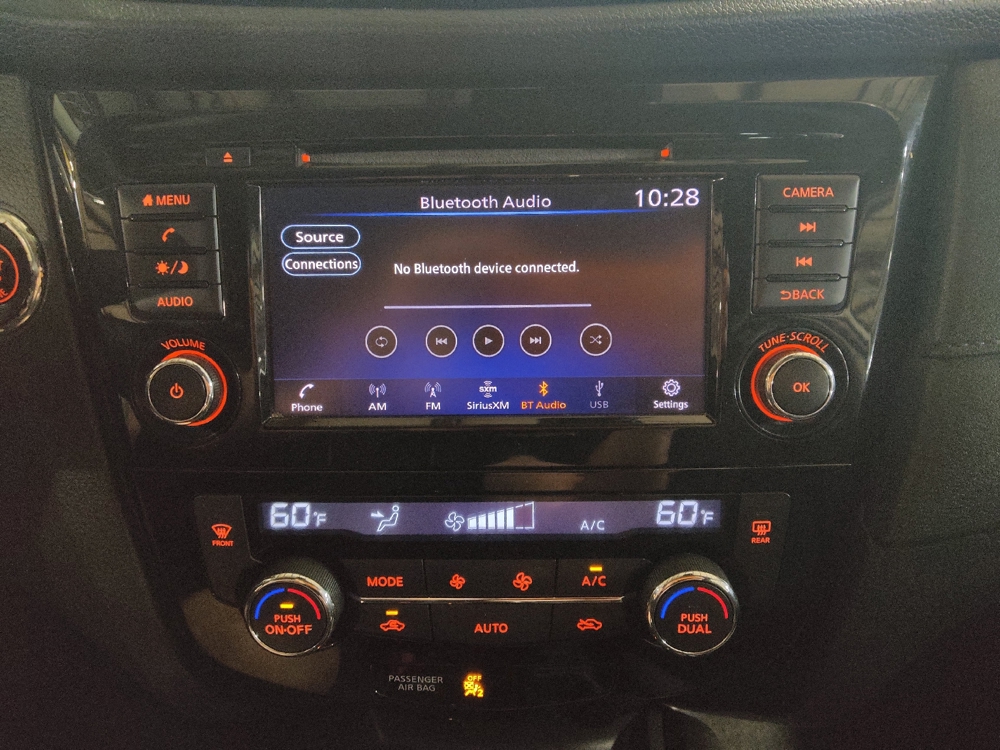 2019 Nissan Rogue SV - Photo 19