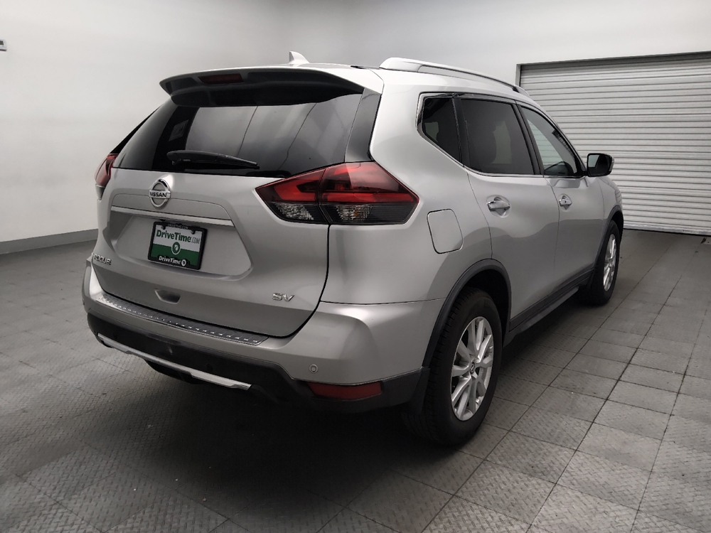 2019 Nissan Rogue SV - Photo 7