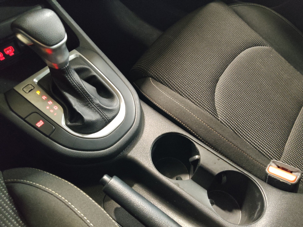 2020 Kia FORTE LXS - Photo 20