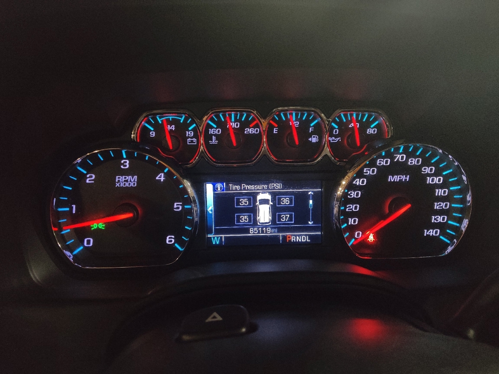 2019 Chevrolet Tahoe LT - Photo 18