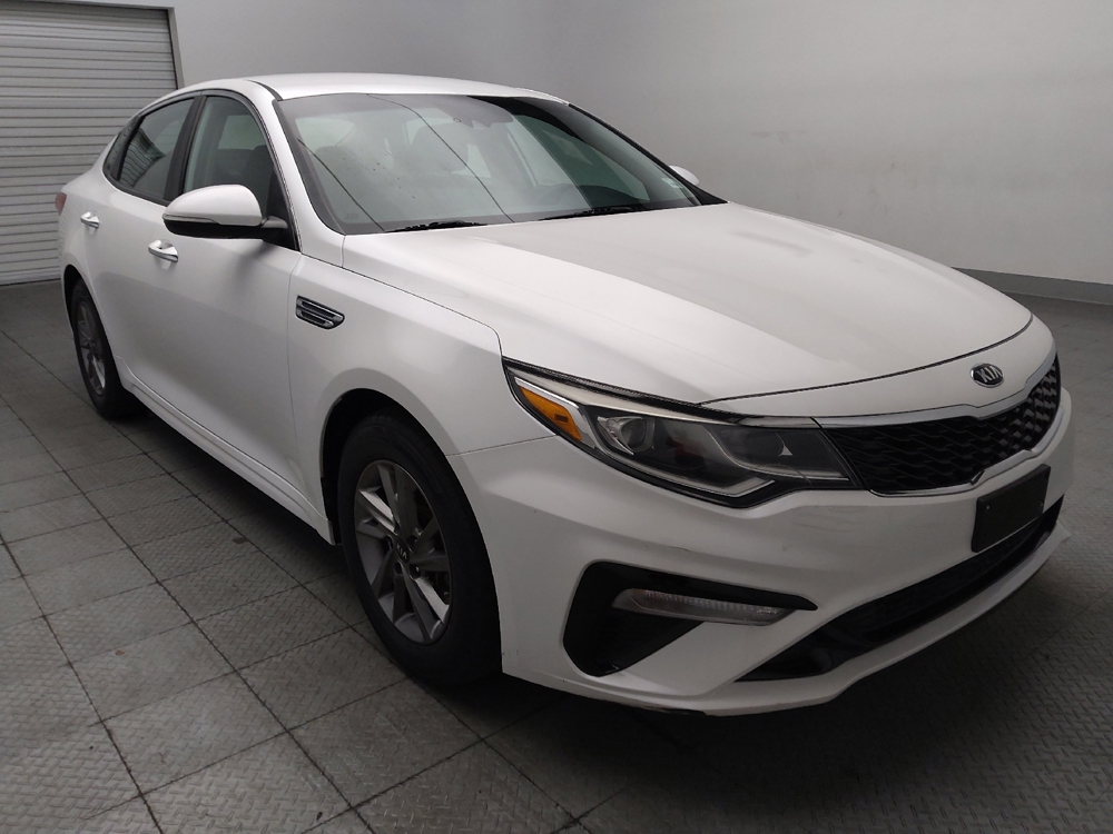 2019 Kia Optima LX - Photo 10