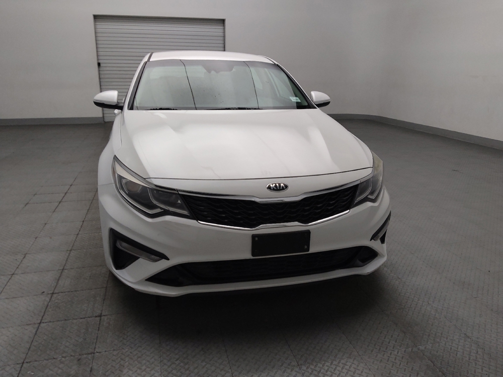 2019 Kia Optima LX - Photo 11