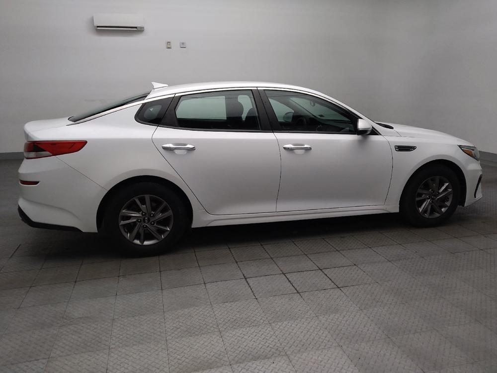 2019 Kia Optima LX - Photo 8