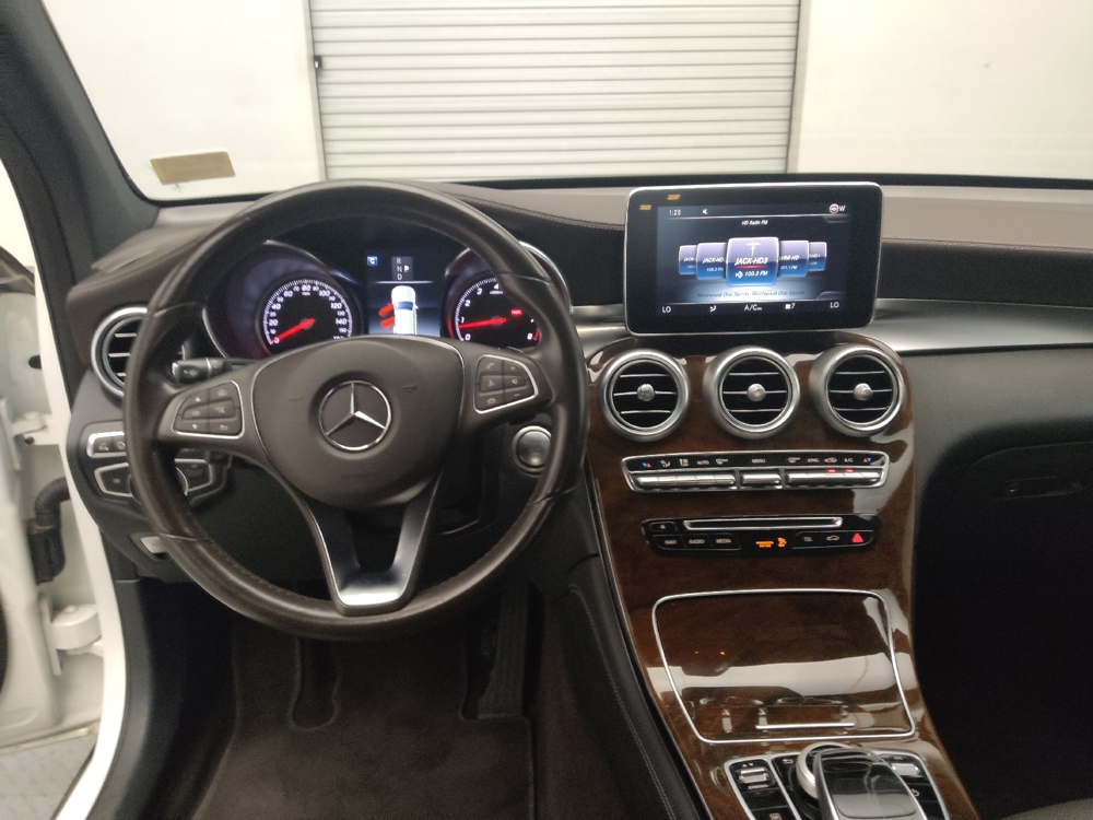 2018 Mercedes-Benz GLC GLC300 - Photo 17