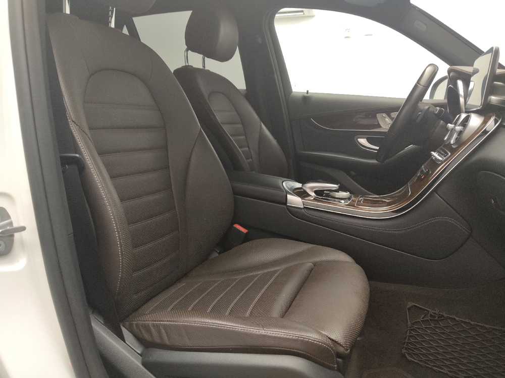 2018 Mercedes-Benz GLC GLC300 - Photo 16