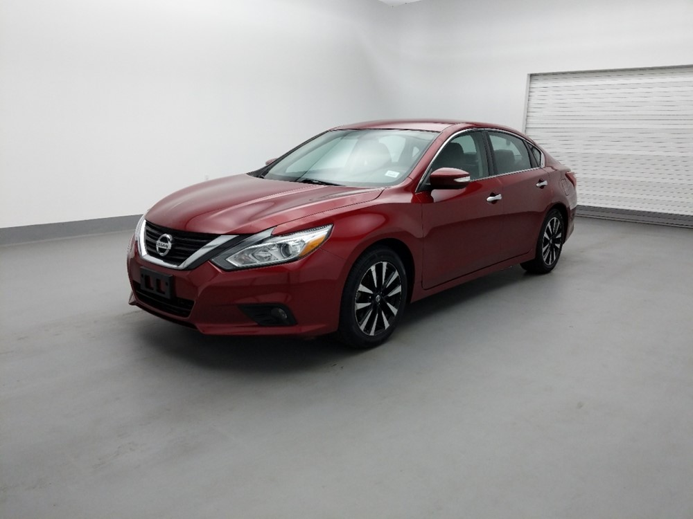 Used 2018 Nissan Altima Driver Front Bumper