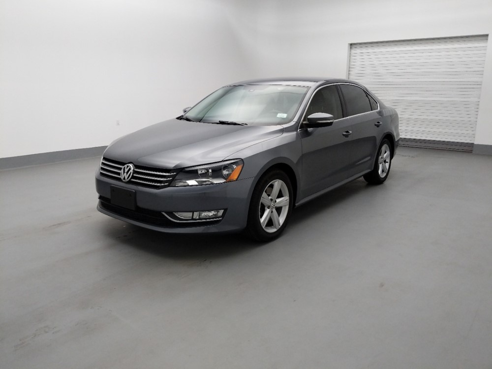 Used 2015 Volkswagen Passat Driver Front Bumper