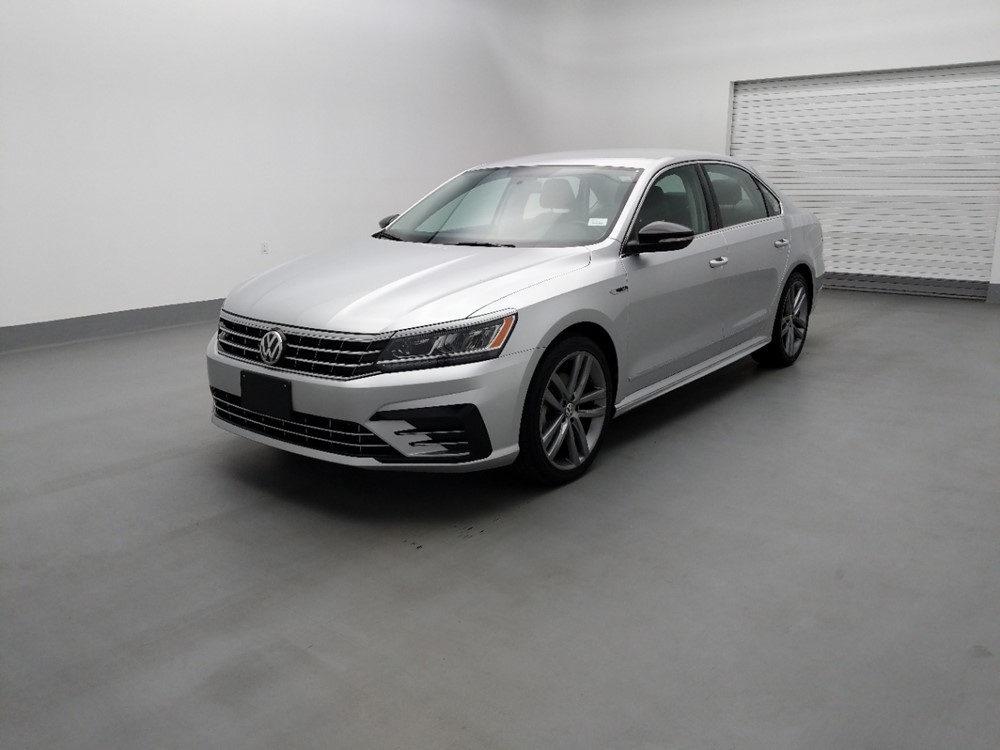 Used 2017 Volkswagen Passat Driver Front Bumper