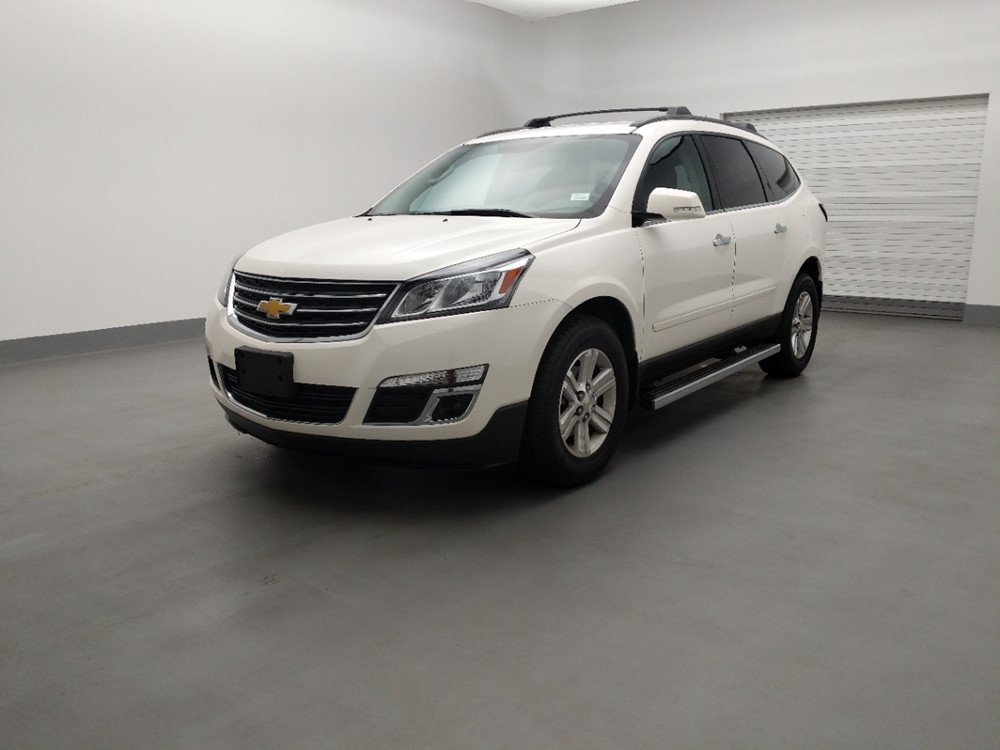 Used 2014 Chevrolet Traverse Driver Front Bumper