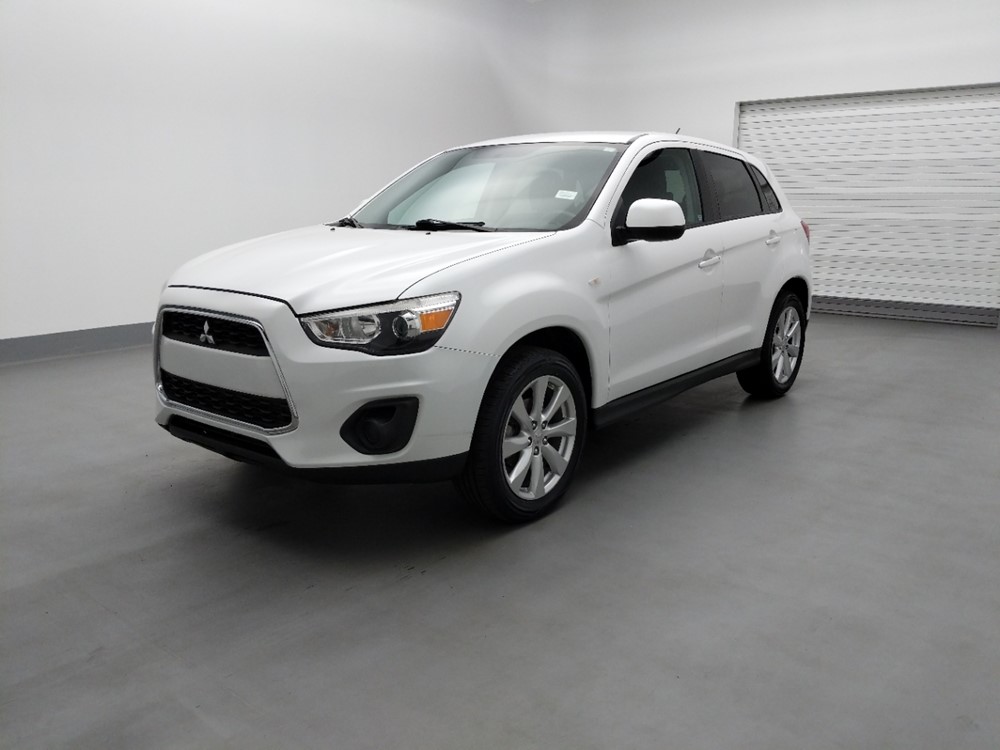 Used 2015 Mitsubishi Outlander Driver Front Bumper
