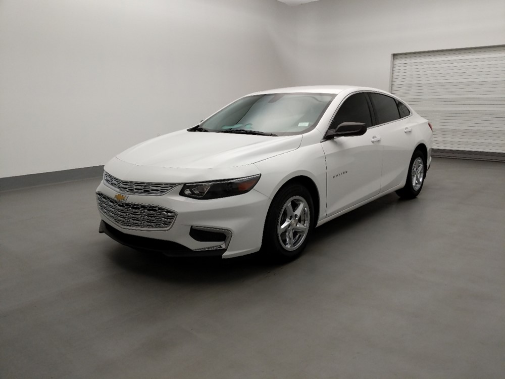 Used 2018 Chevrolet Malibu Driver Front Bumper