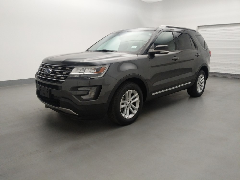 Used 2017 Ford Explorer Driver Front Bumper