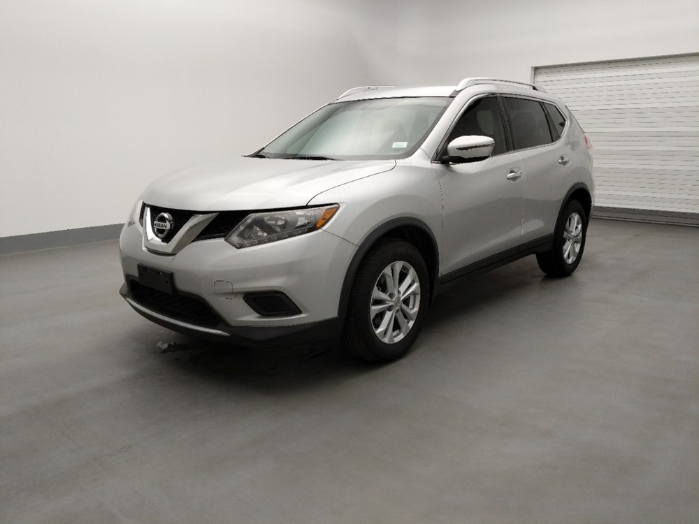 Used 2016 Nissan Rogue Driver Front Bumper