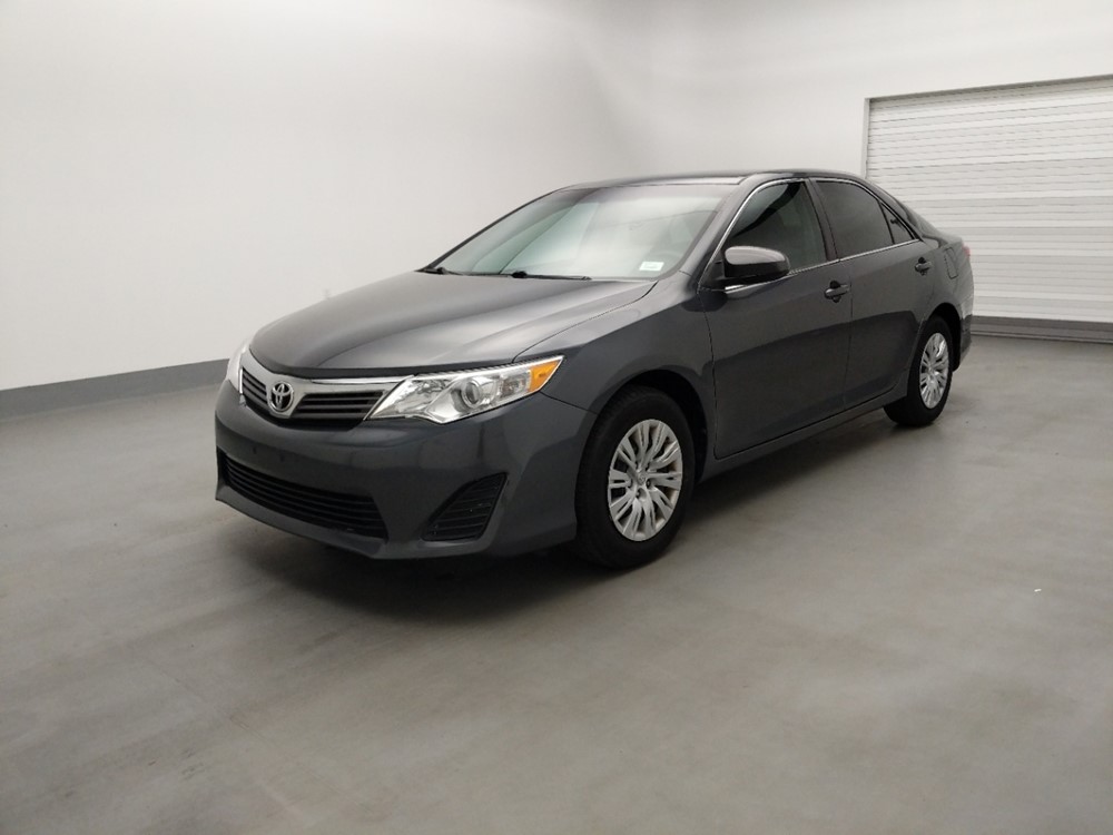Used 2012 Toyota Camry Driver Front Bumper