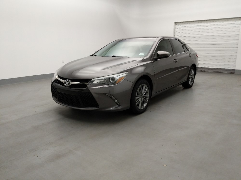 Used 2017 Toyota Camry Driver Front Bumper