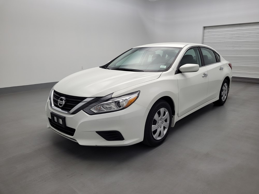 Used 2018 Nissan Altima Driver Front Bumper