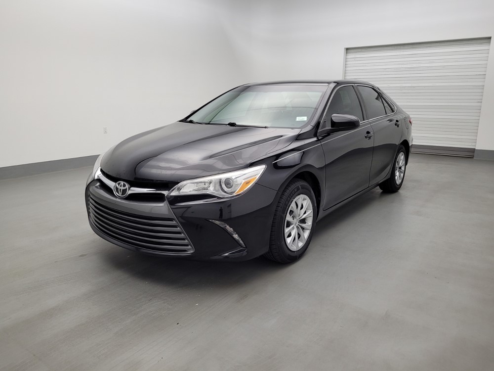 Used 2017 Toyota Camry Driver Front Bumper
