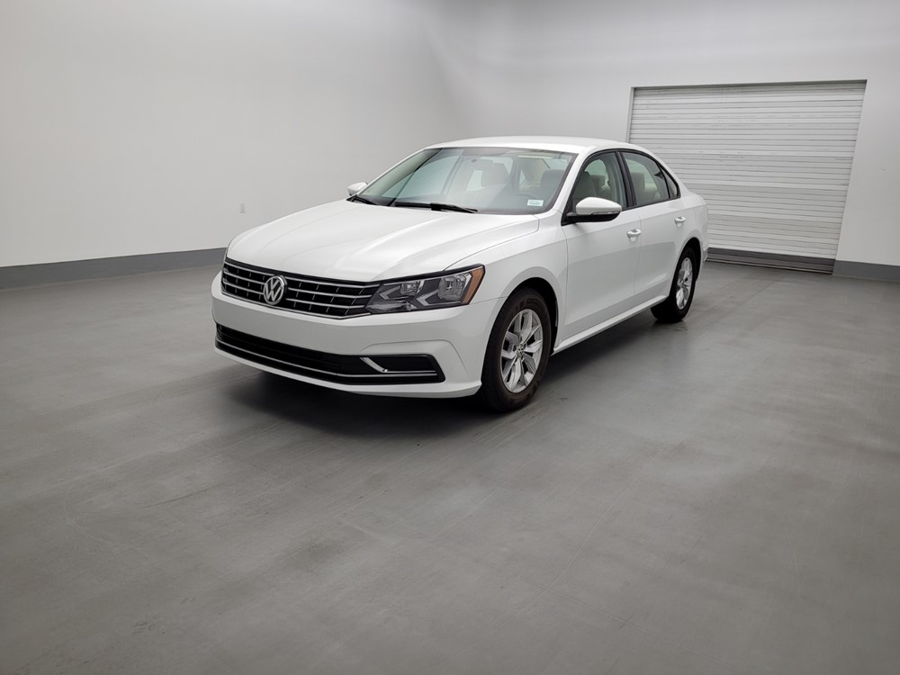 Used 2018 Volkswagen Passat Driver Front Bumper