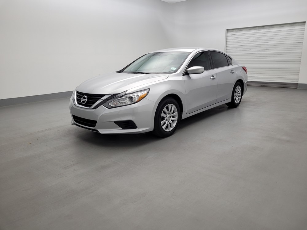 Used 2017 Nissan Altima Driver Front Bumper