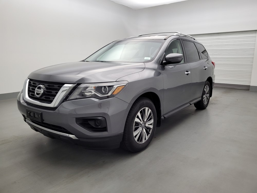 Used 2018 Nissan Pathfinder Driver Front Bumper