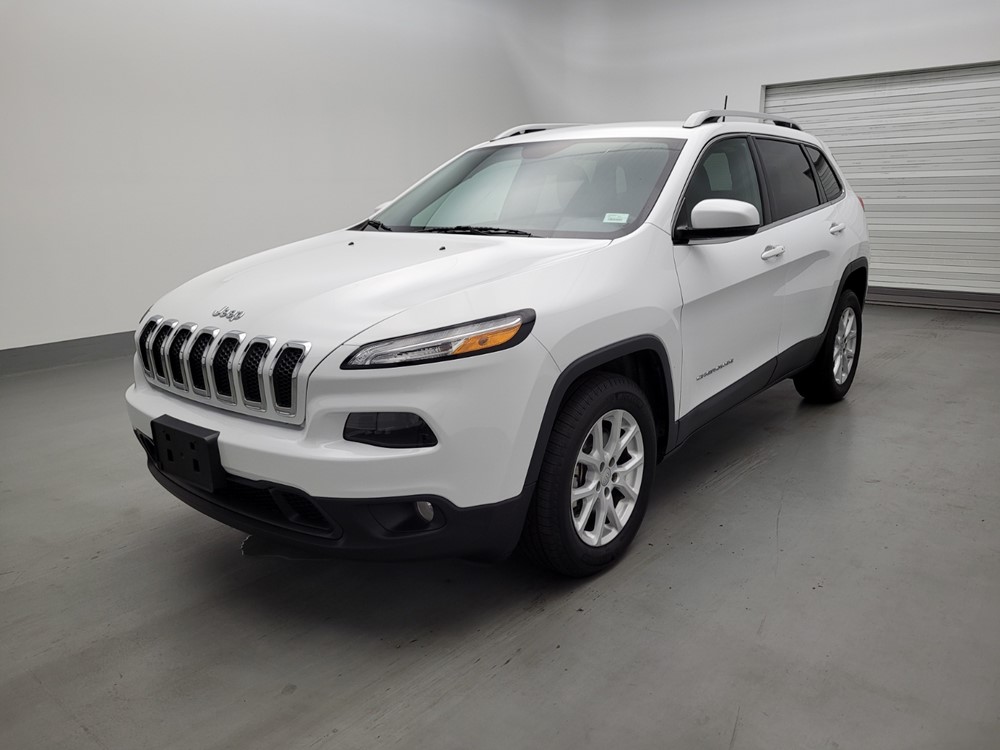 Used 2017 Jeep Cherokee Driver Front Bumper