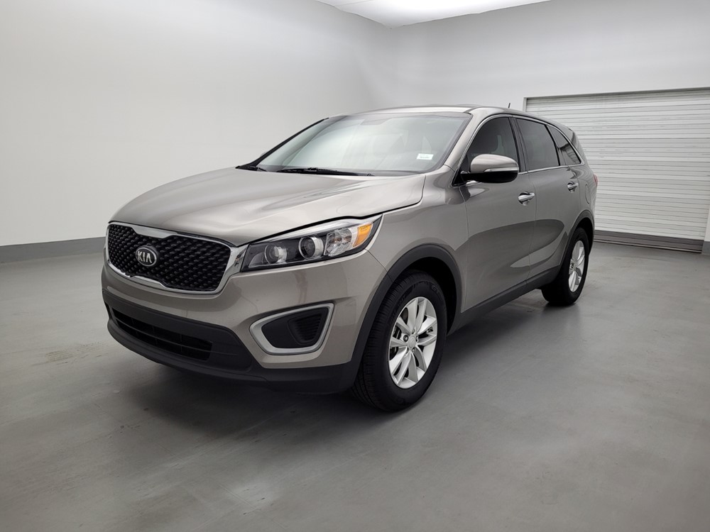 Used 2016 Kia Sorento Driver Front Bumper