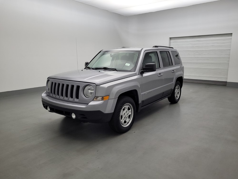 Used 2015 Jeep Patriot Driver Front Bumper