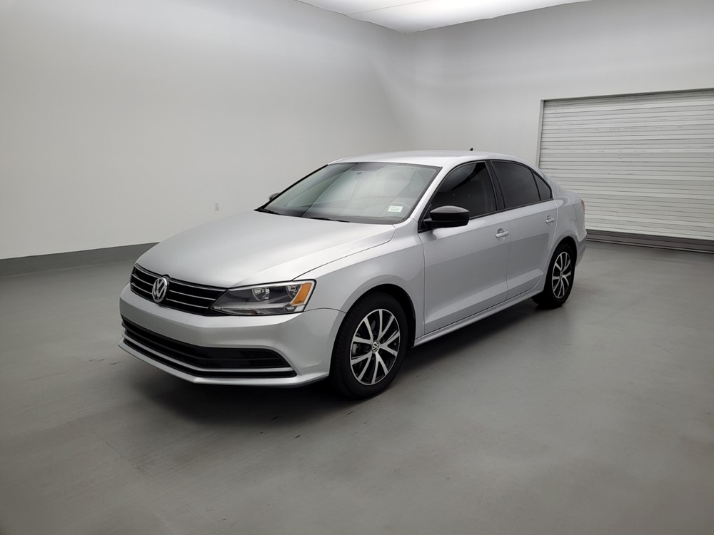 Used 2016 Volkswagen Jetta Driver Front Bumper