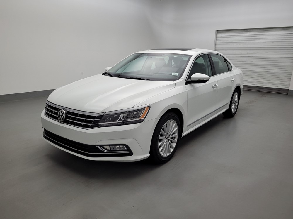 Used 2017 Volkswagen Passat Driver Front Bumper