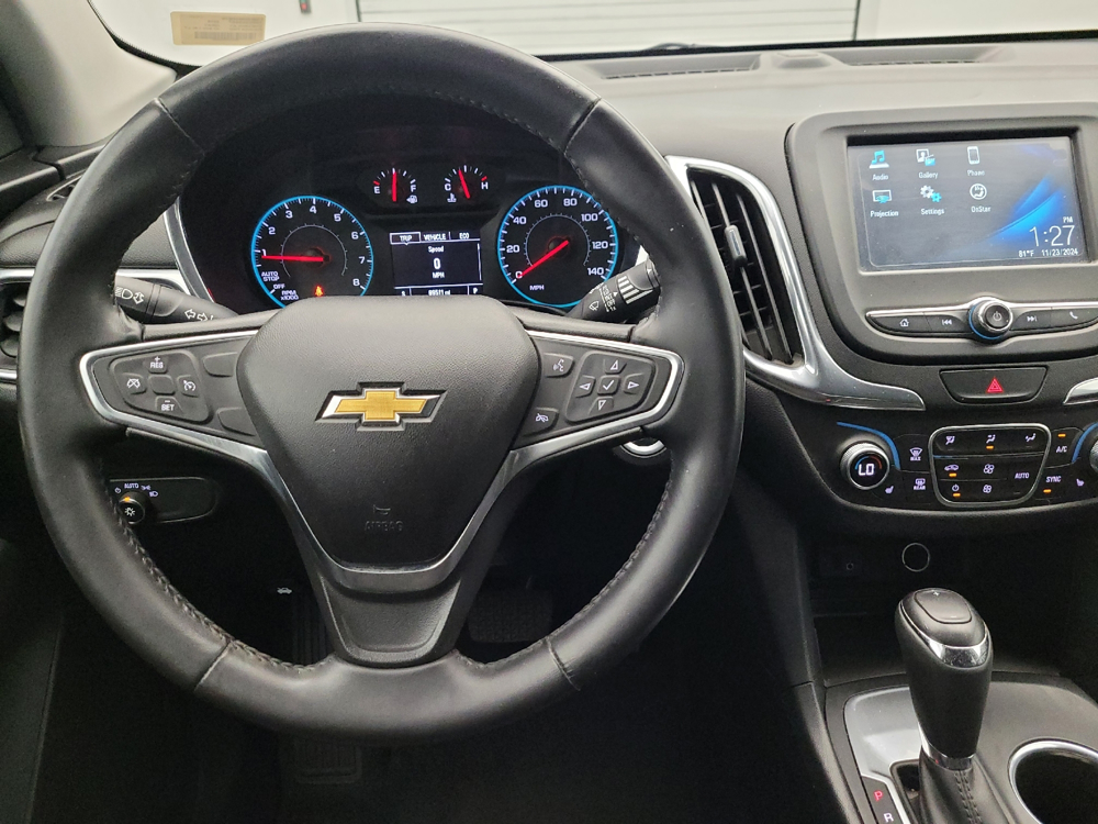 2018 Chevrolet Equinox LT photo 17