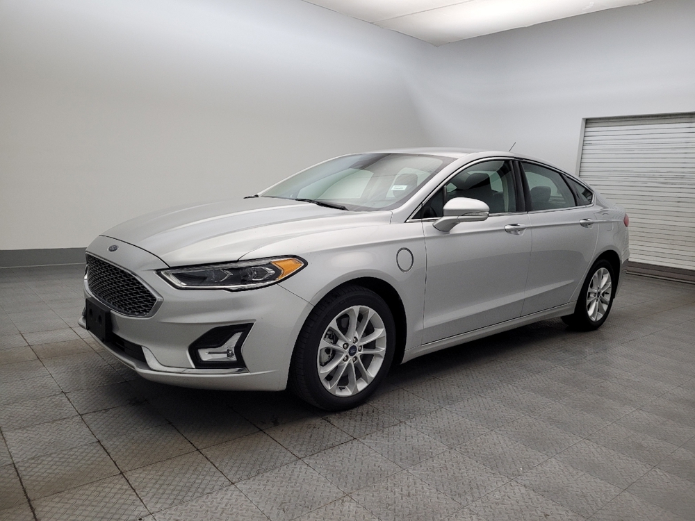 2019 Ford Fusion Energi Titanium's photo
