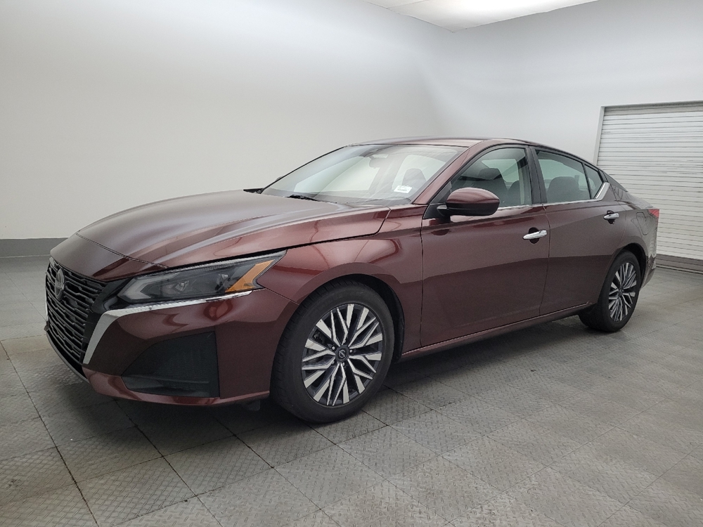 2023 Nissan Altima SV