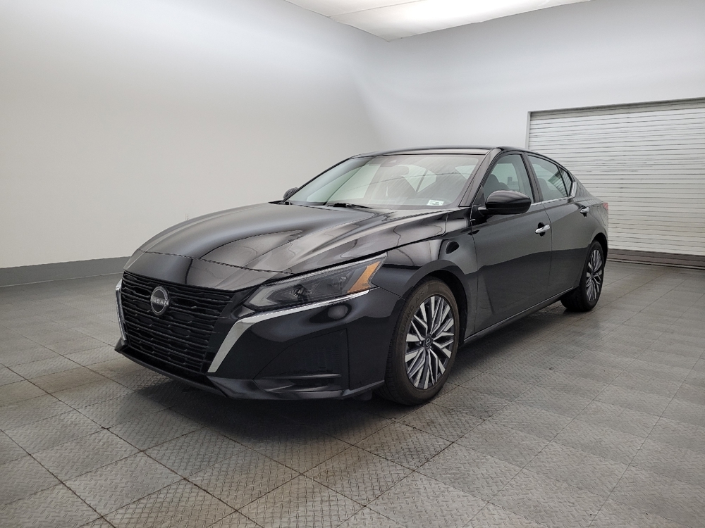 2023 Nissan Altima SV