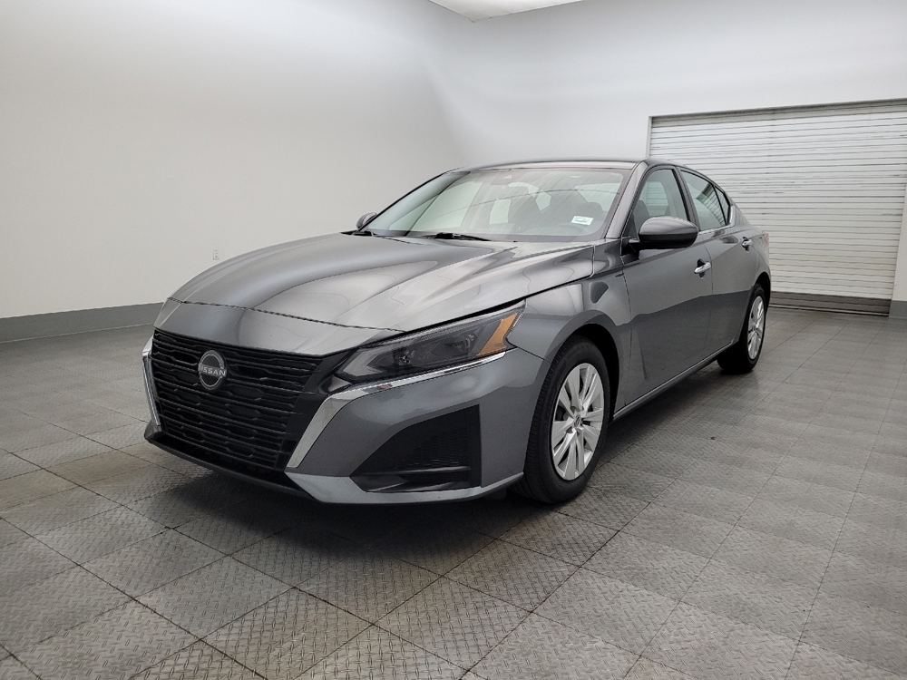 2023 Nissan Altima SV's photo