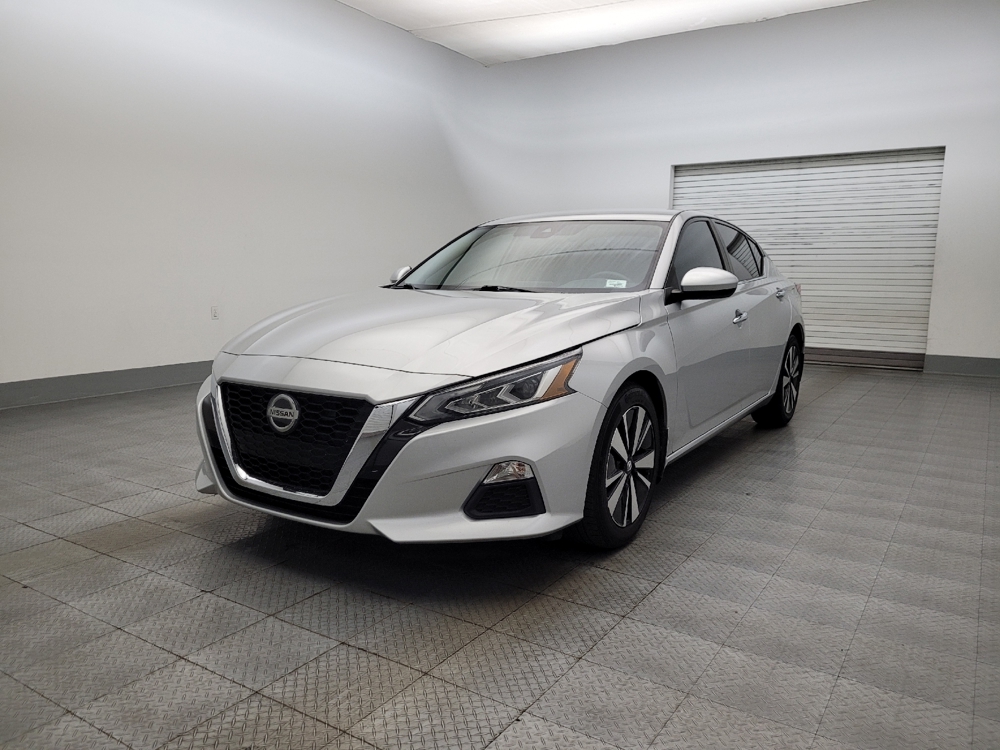 2022 Nissan Altima SV