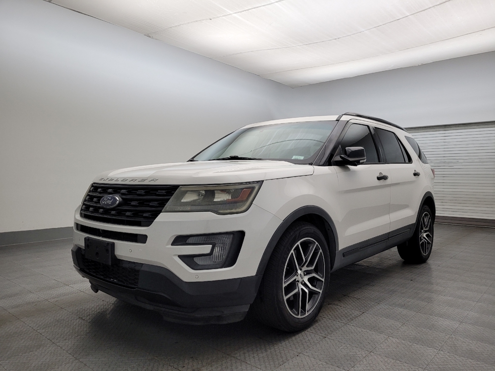 2016 Ford Explorer Sport's photo