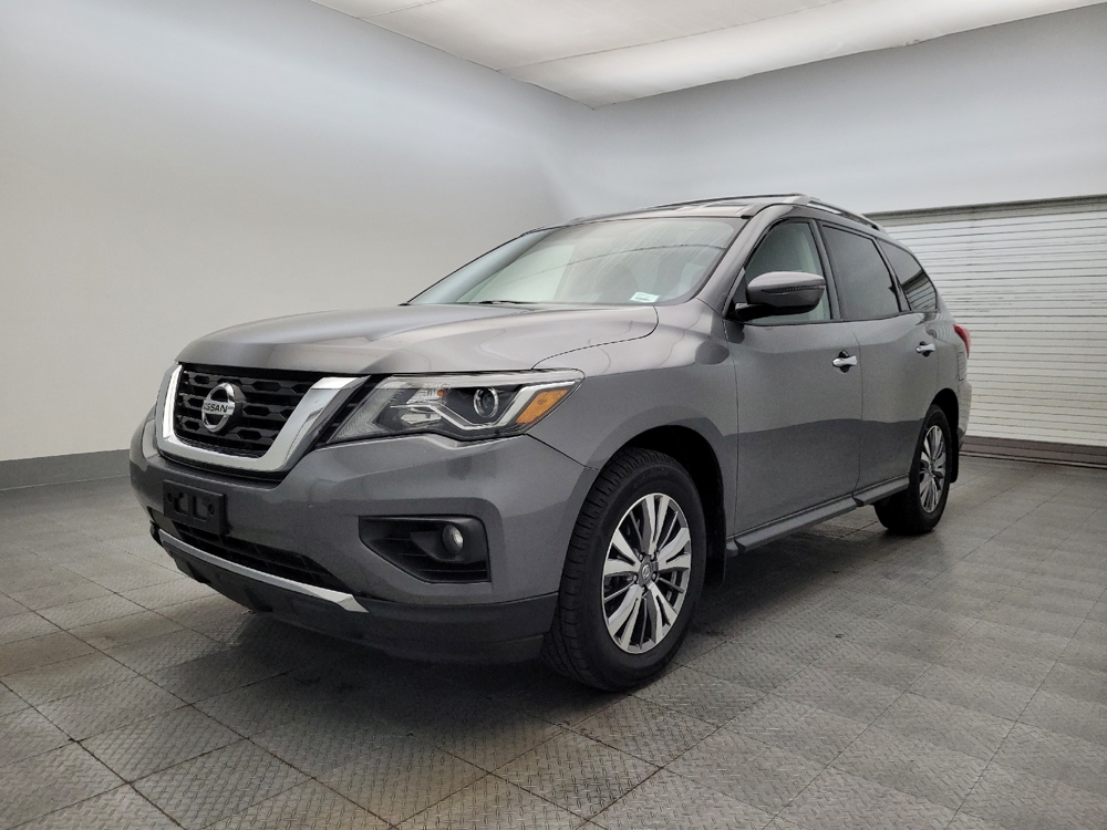 2020 Nissan Pathfinder SV's photo