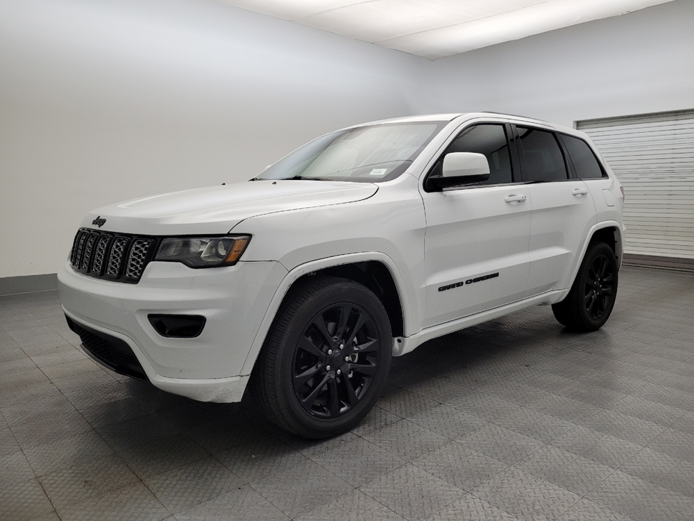 2018 Jeep Grand Cherokee Altitude's photo