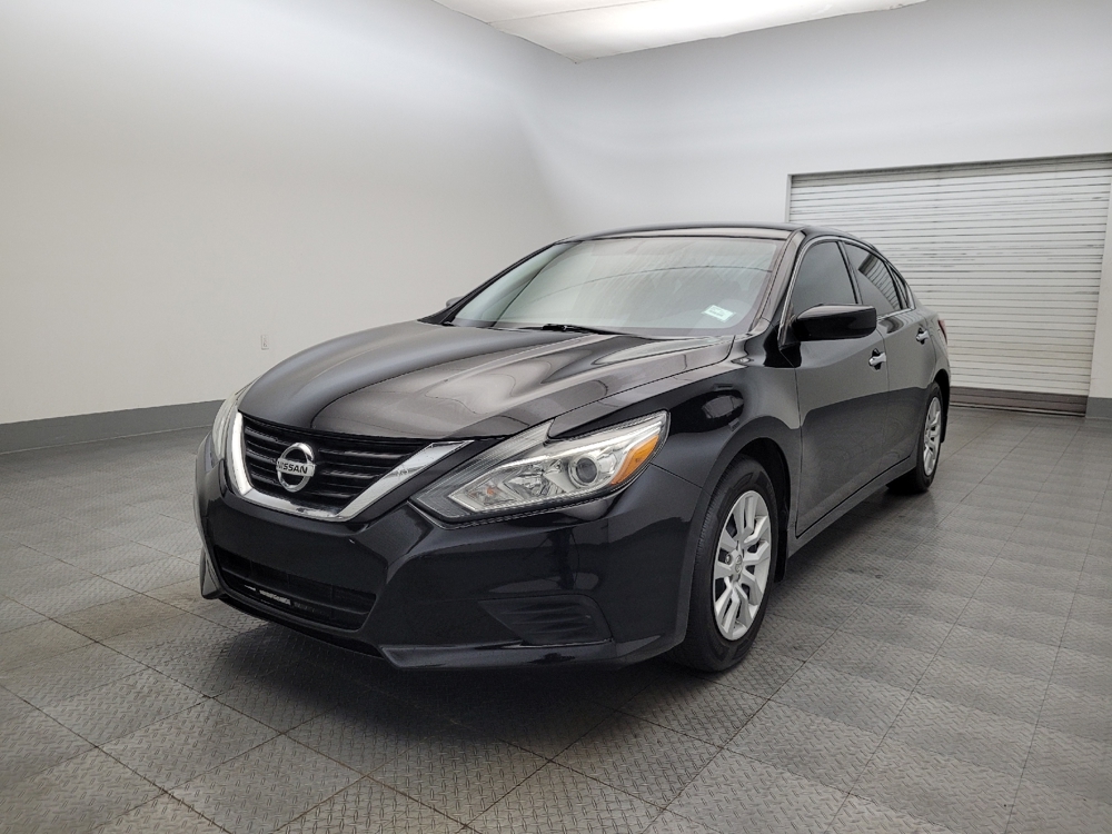 2017 Nissan Altima S's photo