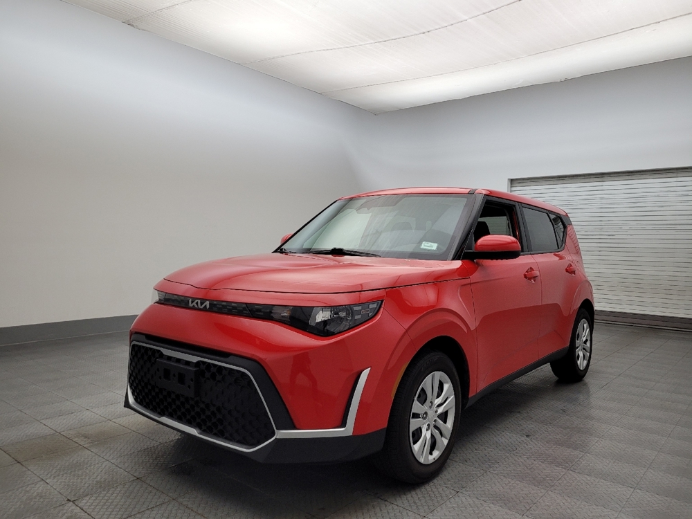 2024 Kia Soul LX's photo