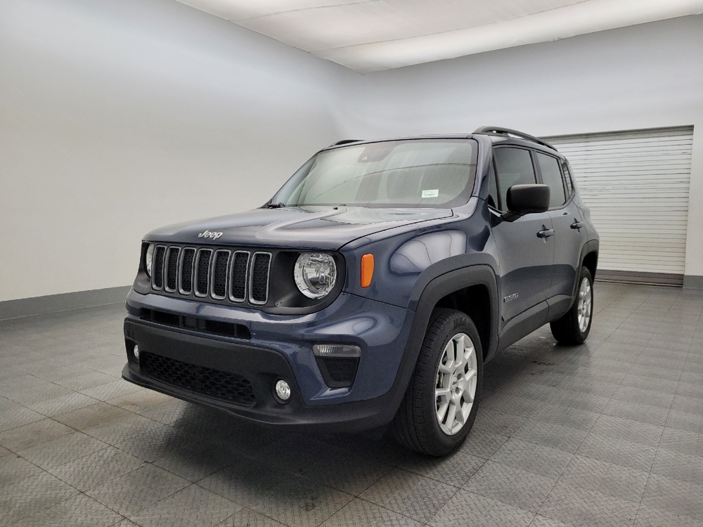 2023 Jeep Renegade Latitude's photo
