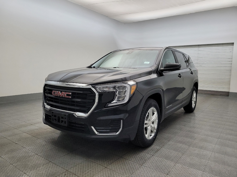 2024 GMC Terrain SLE's photo