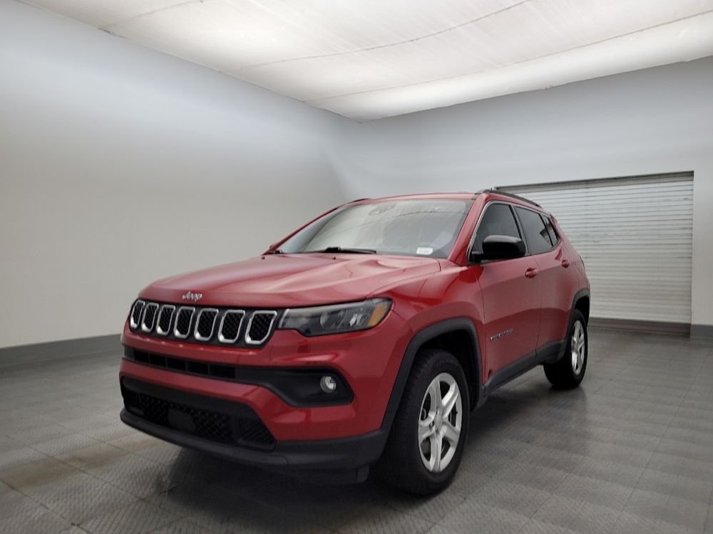 2023 Jeep Compass Latitude's photo