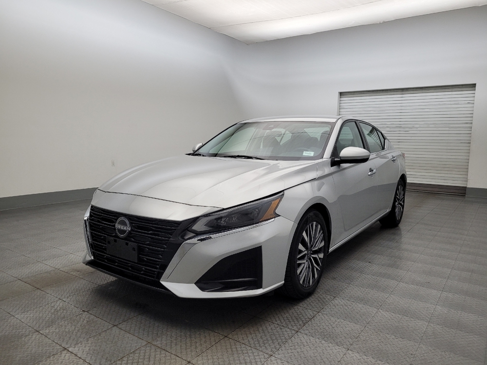 2023 Nissan Altima SV