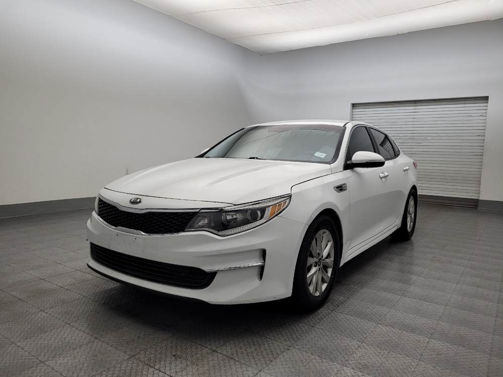 2018 Kia Optima LX's photo