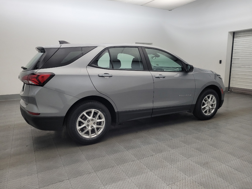 2024 Chevrolet Equinox LS - Photo 8