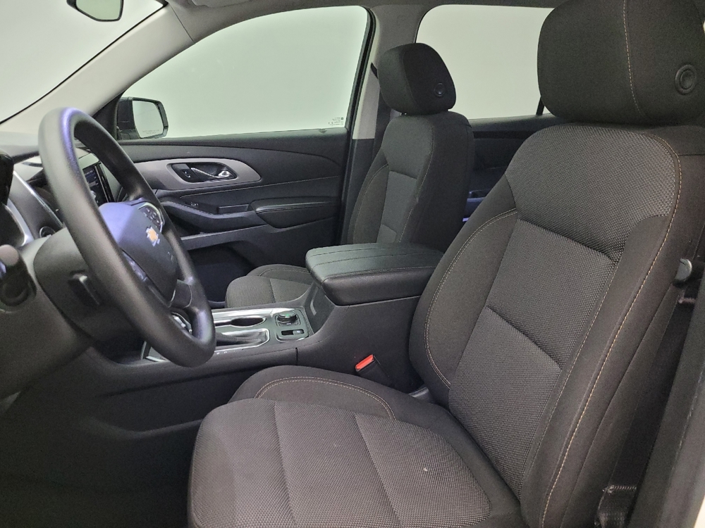 2020 Chevrolet Traverse LS - Photo 13